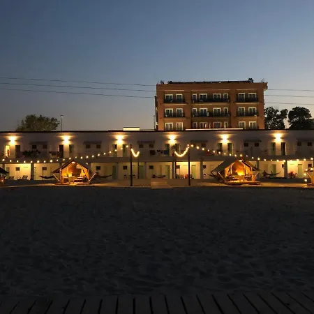 Хостел Cazino Nord *
